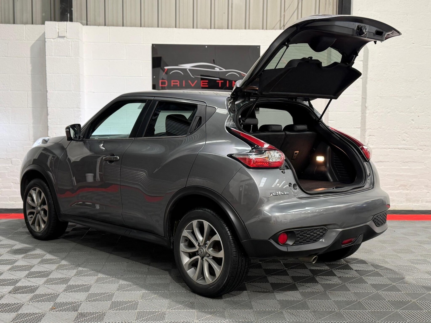 Used Nissan Juke 2017 for sale - 77696259: Photo 6