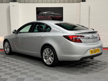 Used Vauxhall Insignia 2015 for sale - 77909160: Photo