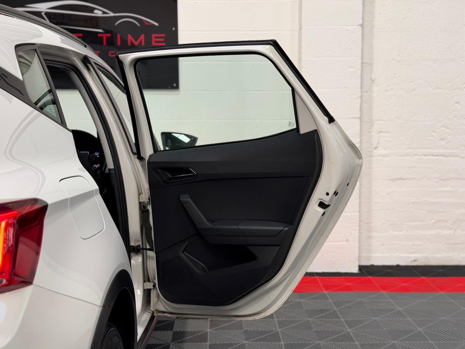 Used SEAT Arona 2017 for sale - 76781708: Photo 25