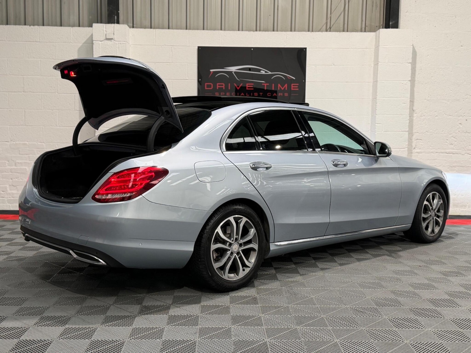 Used Mercedes-Benz C Class 2017 for sale - 77824477: Photo 13