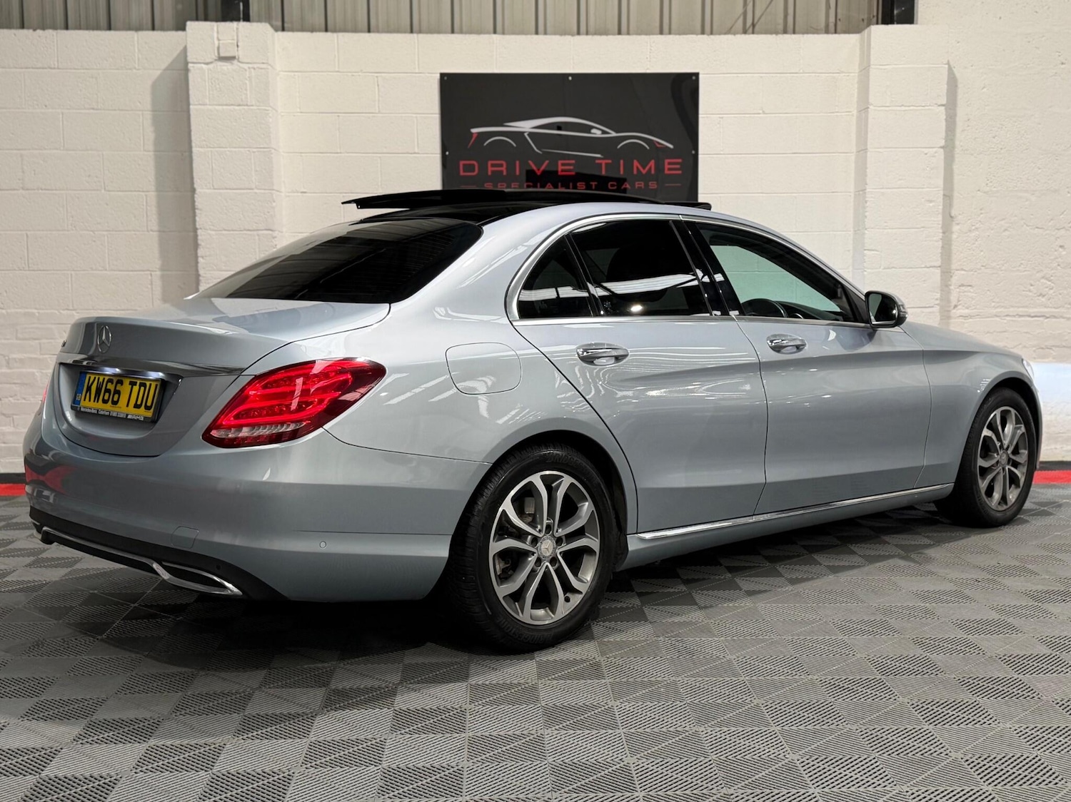 Used Mercedes-Benz C Class 2017 for sale - 77824477: Photo 14