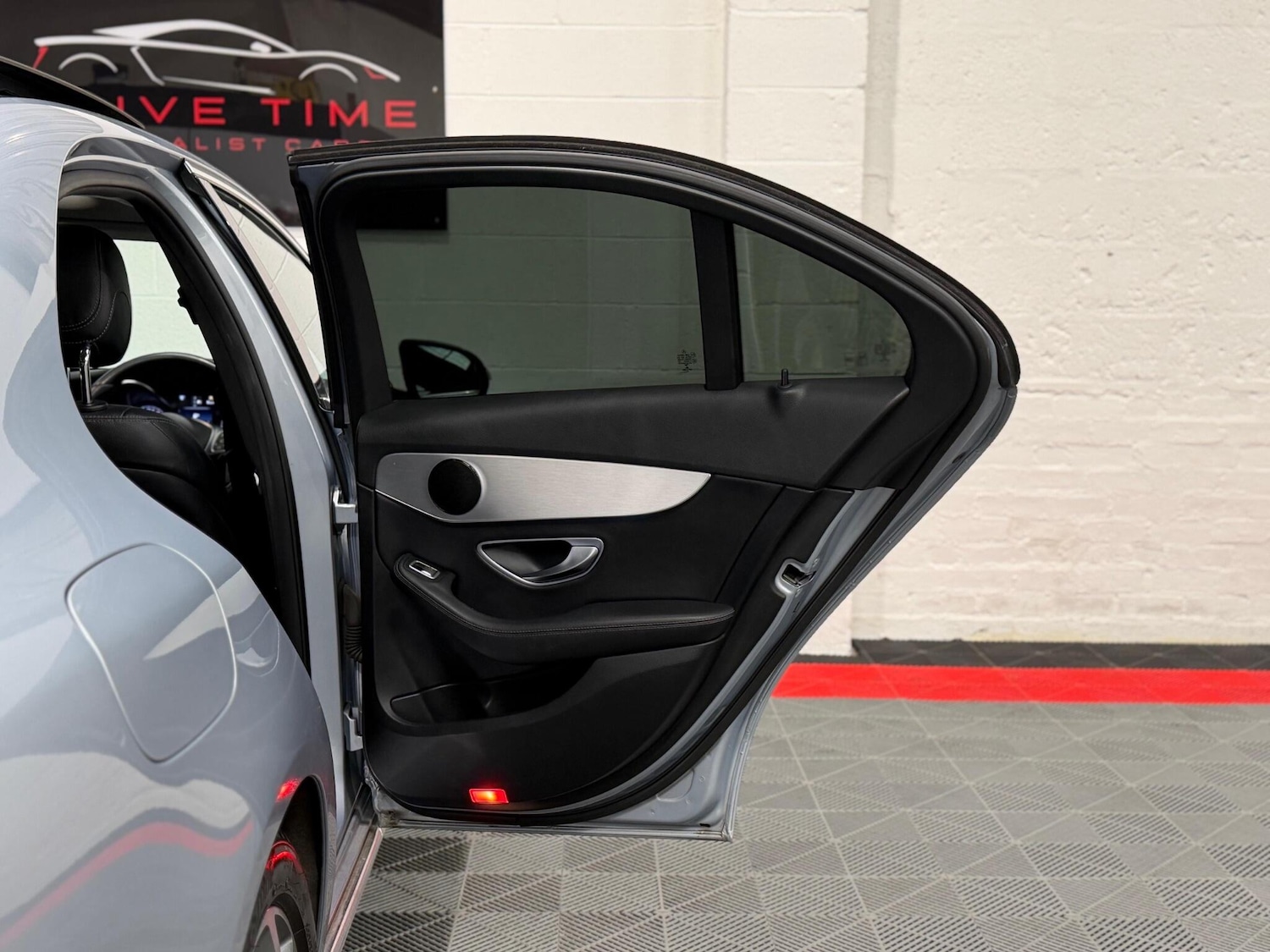 Used Mercedes-Benz C Class 2017 for sale - 77824477: Photo 23