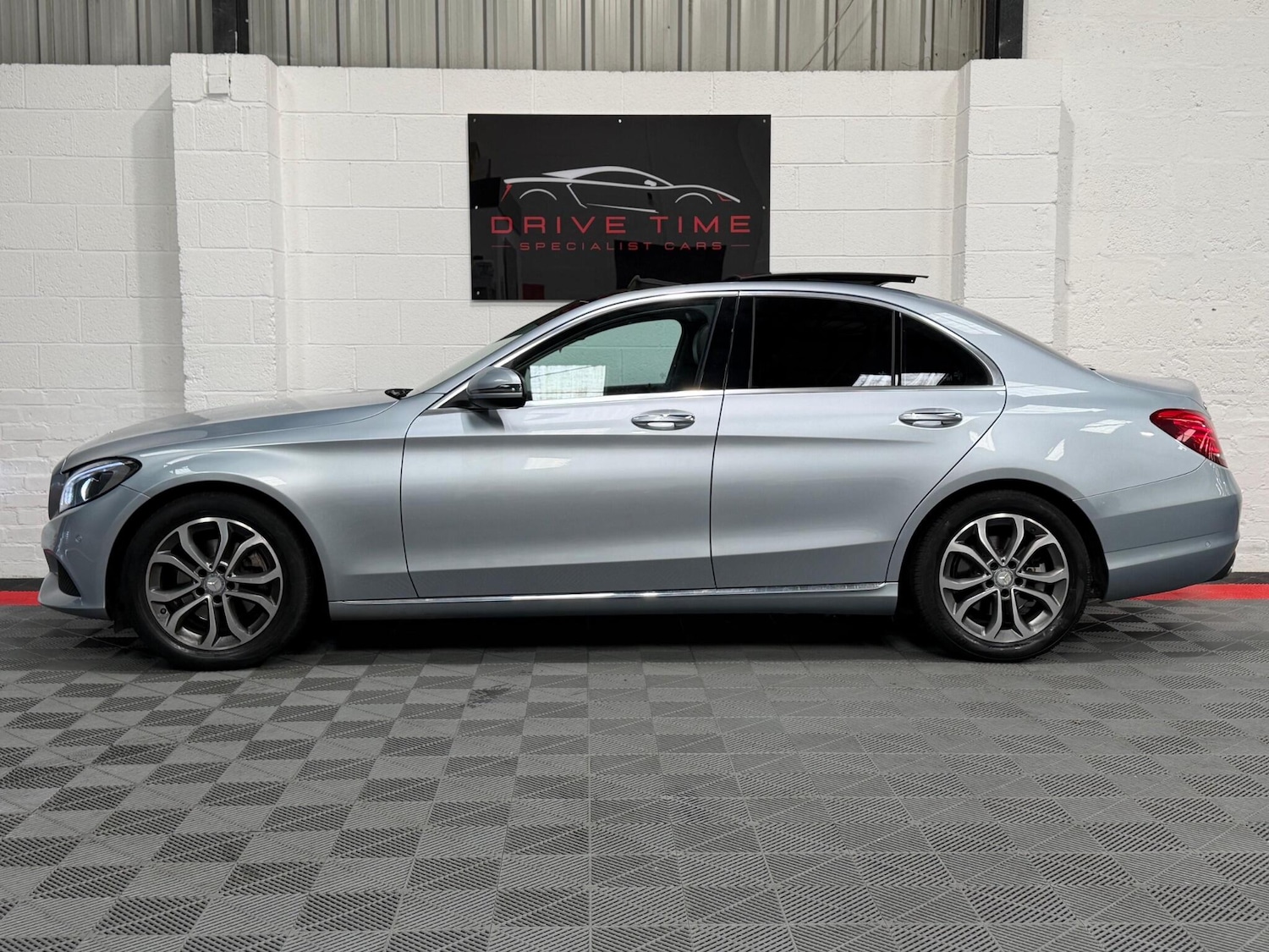 Used Mercedes-Benz C Class 2017 for sale - 77824477: Photo 9