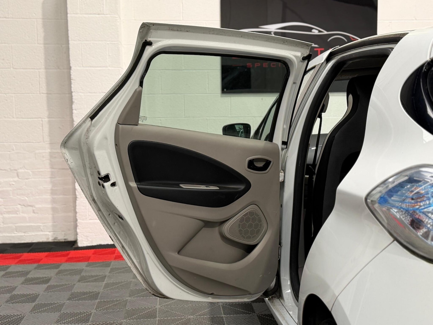 Used Renault Zoe for sale - 78006681: Photo 16