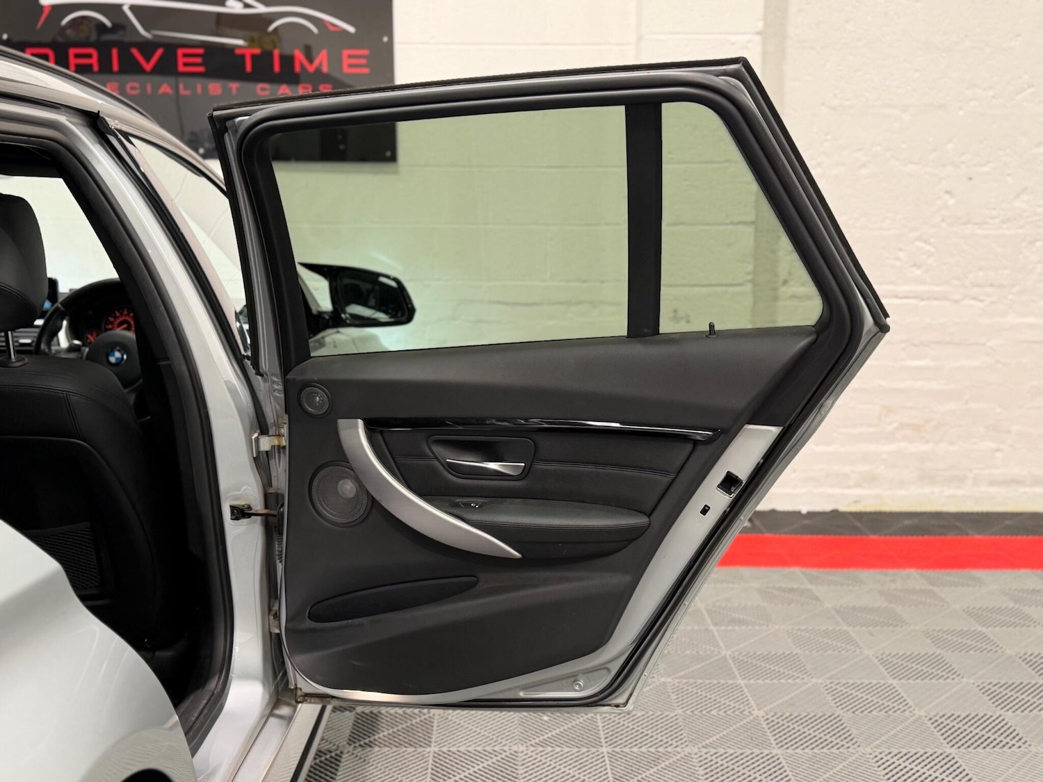 Used BMW 3 Series 2017 for sale - 78034994: Photo 28