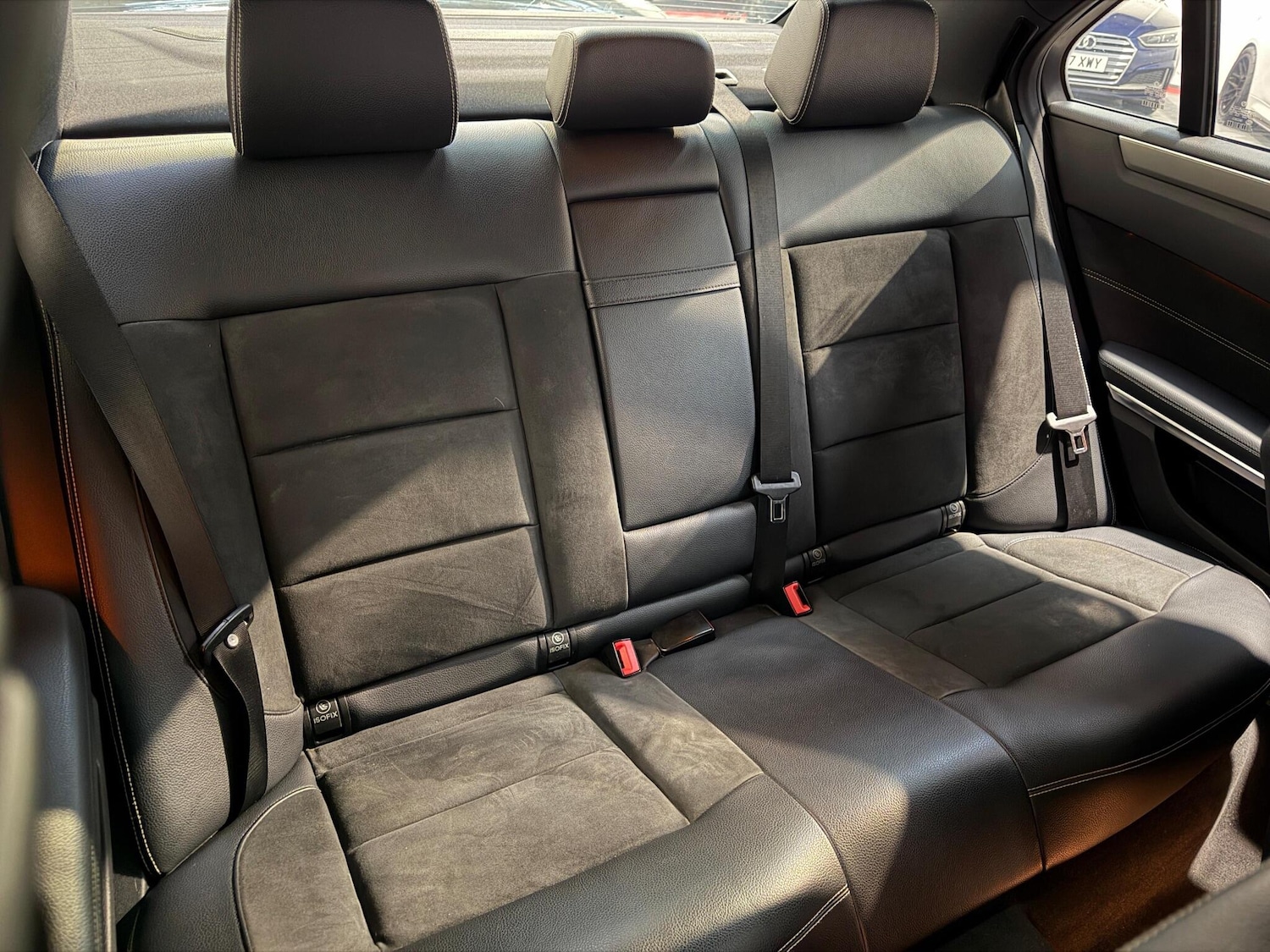 Used Mercedes-Benz E Class 2013 for sale - 77131599: Photo 16