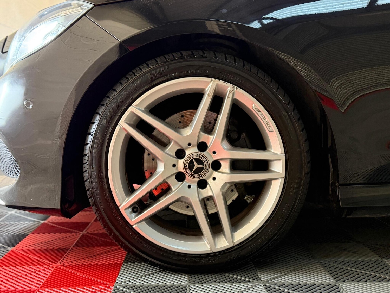 Used Mercedes-Benz E Class 2013 for sale - 77131599: Photo 25