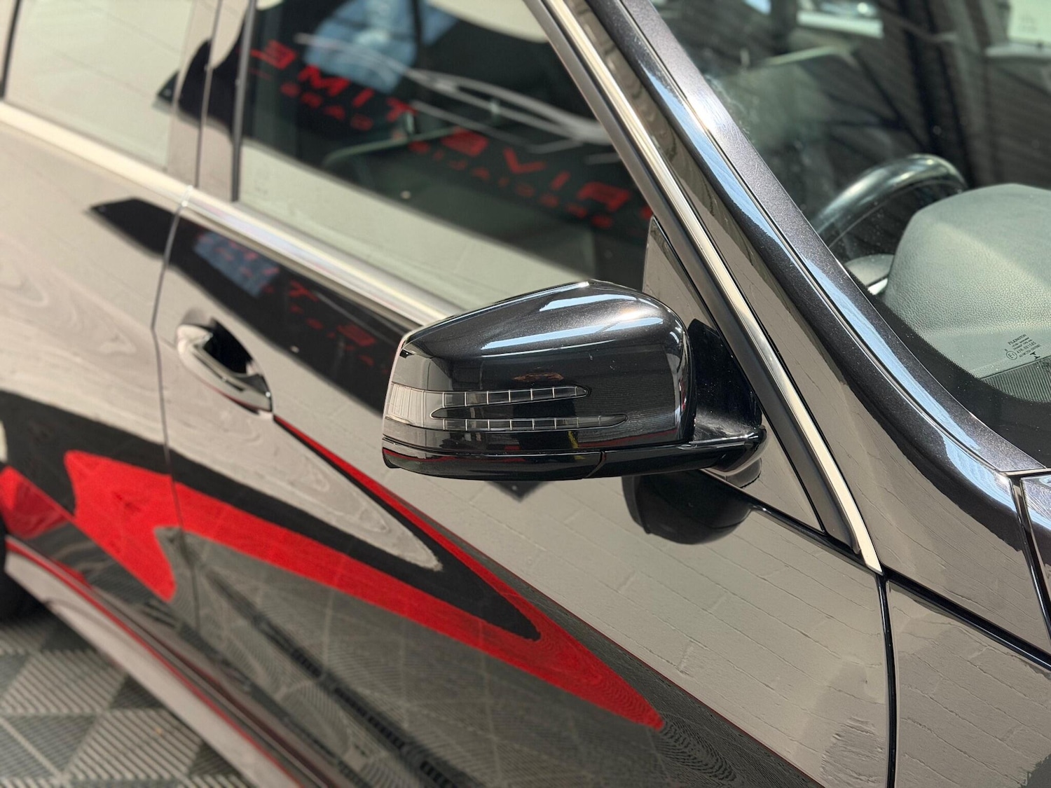 Used Mercedes-Benz E Class 2013 for sale - 77131599: Photo 31