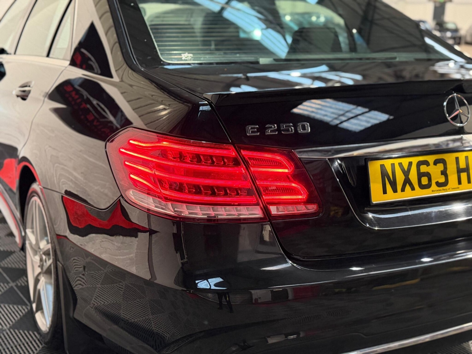 Used Mercedes-Benz E Class 2013 for sale - 77131599: Photo 37