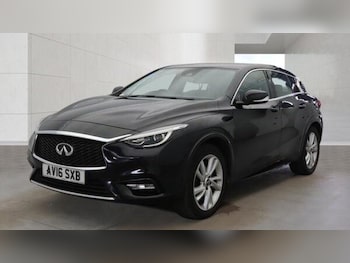 Used Infiniti Q30 2016 for sale - 79452765: Photo