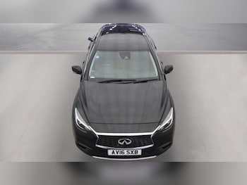 Used Infiniti Q30 2016 for sale - 79452765: Photo