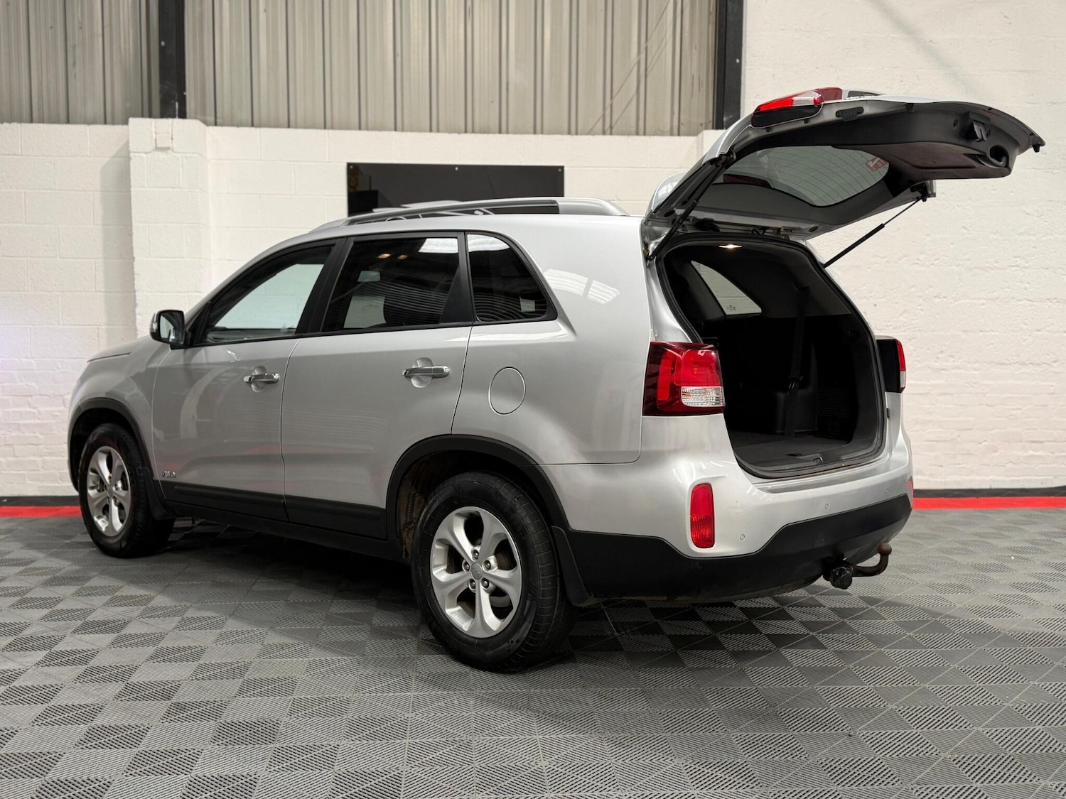 Used Kia Sorento for sale - 78204242: Photo 9