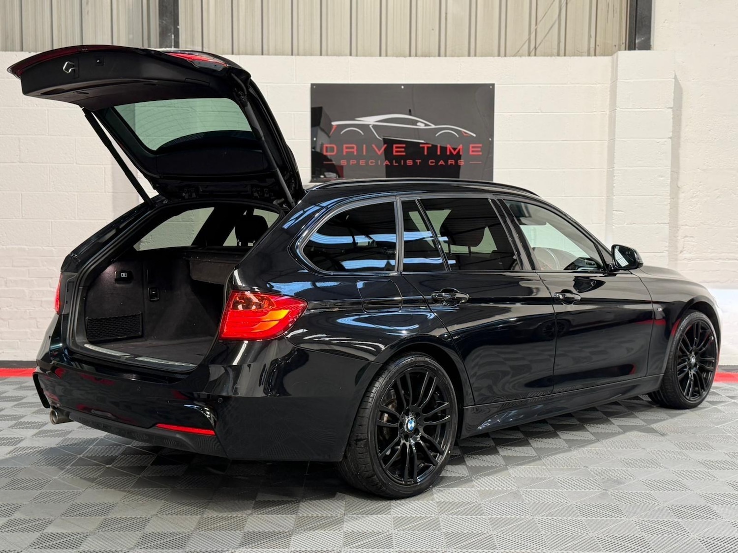 Used BMW 3 Series 2014 for sale - 76645189: Photo 17