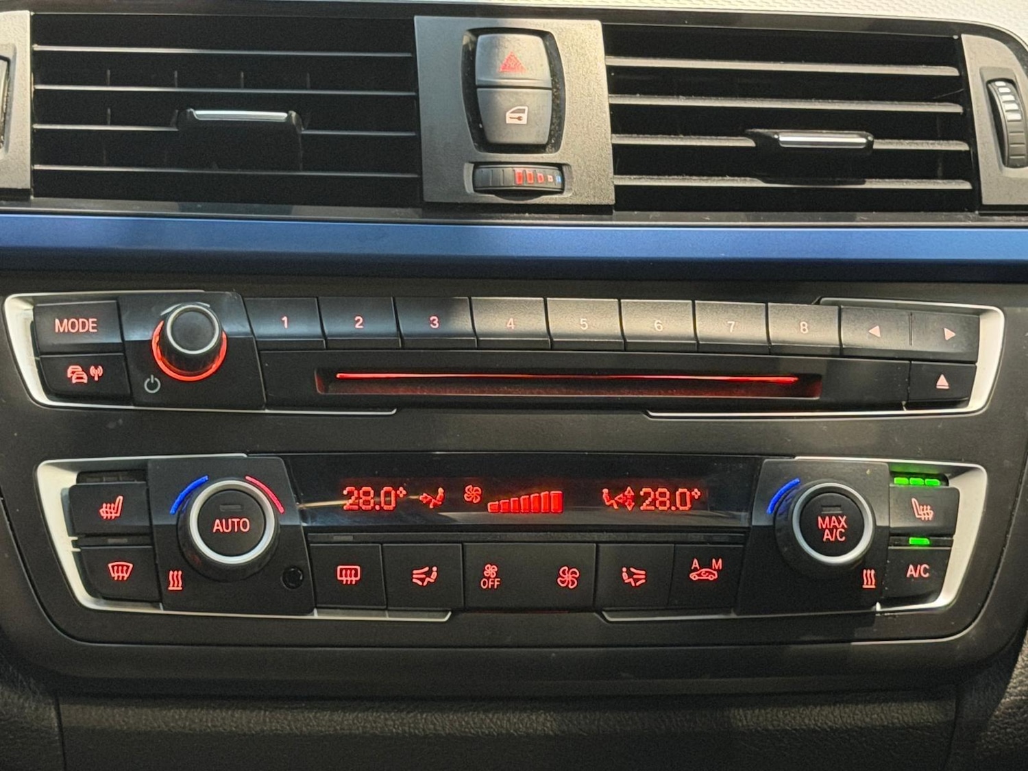 Used BMW 3 Series 2014 for sale - 76645189: Photo 34