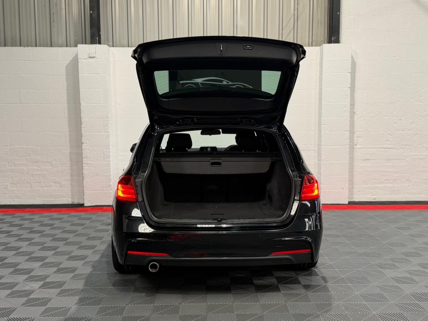 Used BMW 3 Series 2014 for sale - 76645189: Photo 39