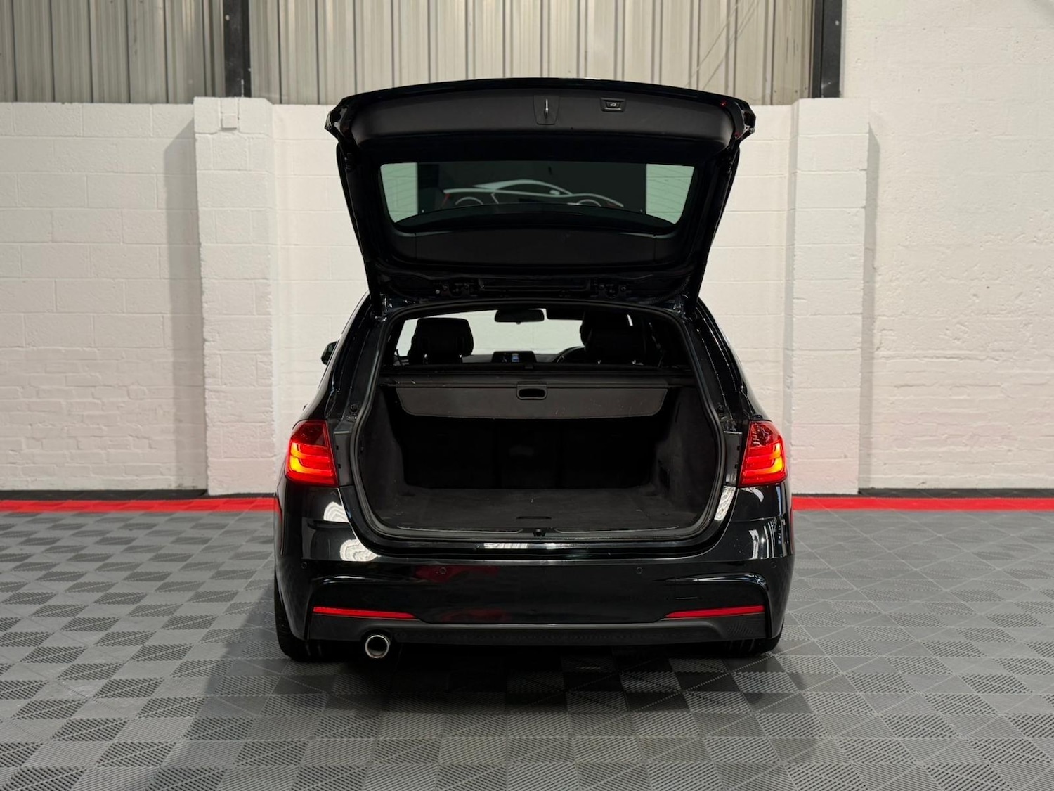 Used BMW 3 Series 2014 for sale - 76645189: Photo 47