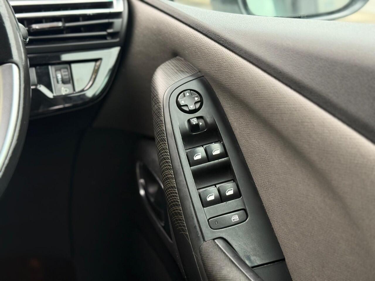 Used Citroen C4 Grand Picasso 2014 for sale - 76425661: Photo 13