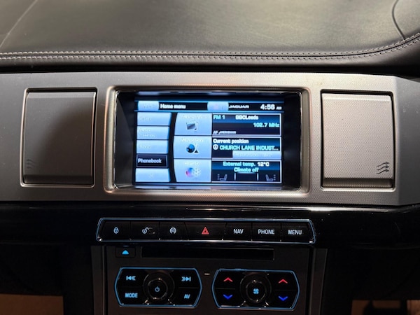 Used Jaguar XF 2014 for sale - 76283102: Photo 32