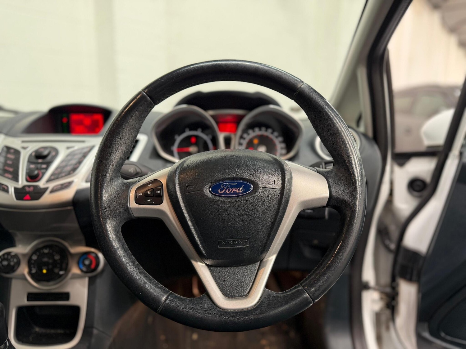 Used Ford Fiesta for sale - 77978135: Photo 36