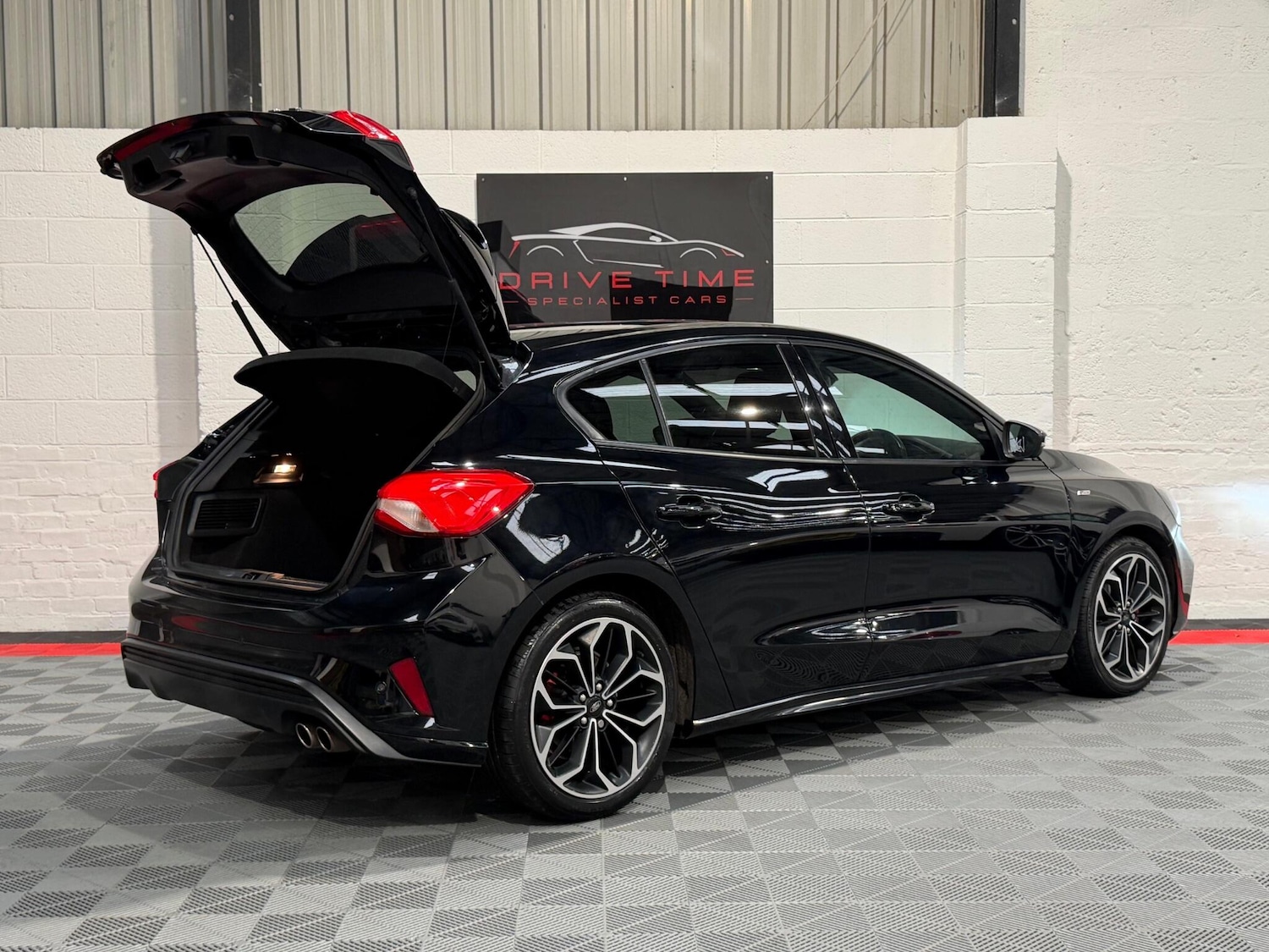 Used Ford Focus for sale - 76728618: Photo 14