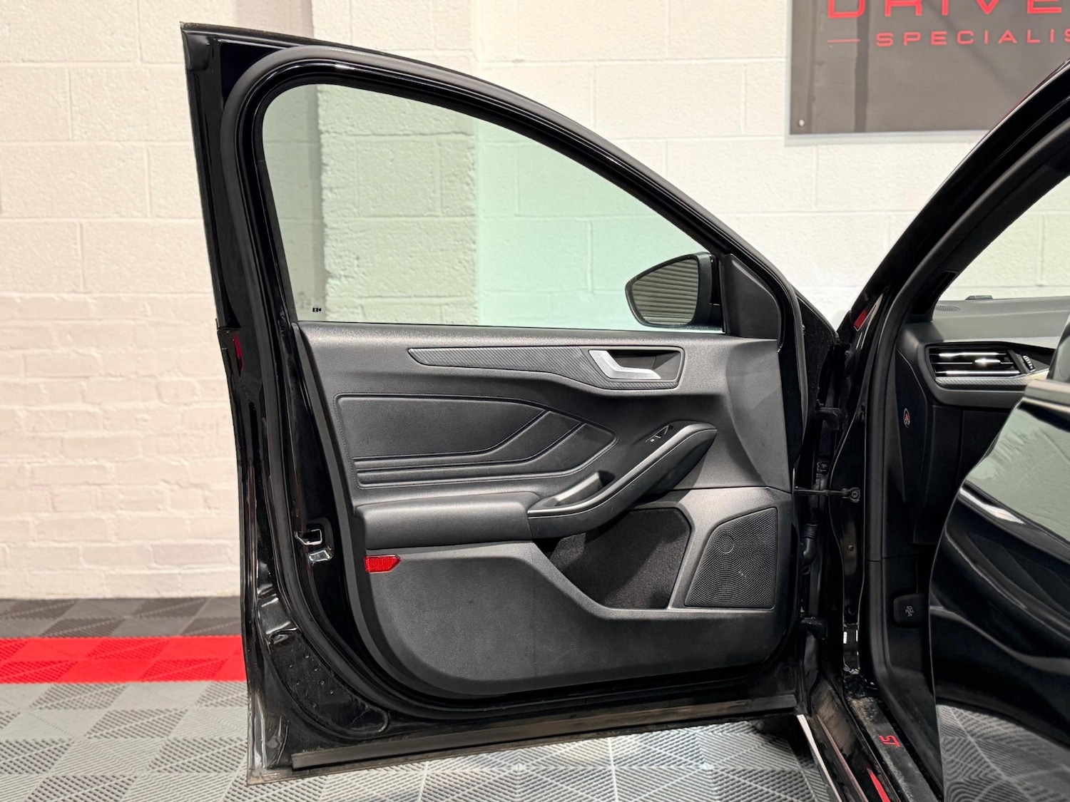 Used Ford Focus for sale - 76728618: Photo 21