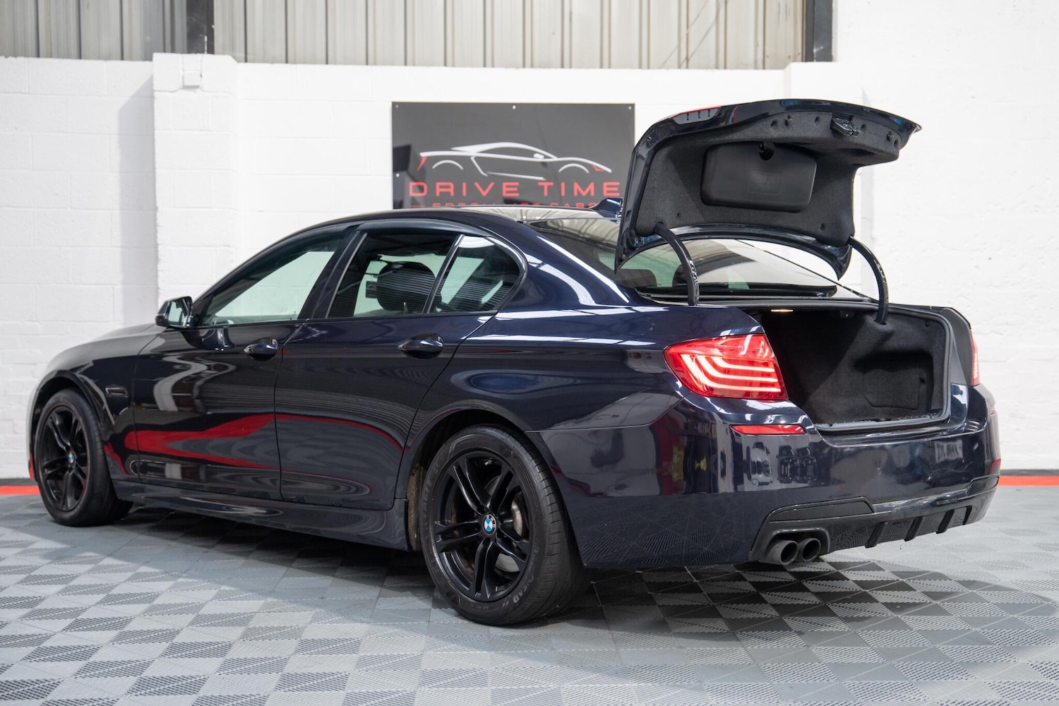 Used BMW 5 Series 2014 for sale - 76689354: Photo 4