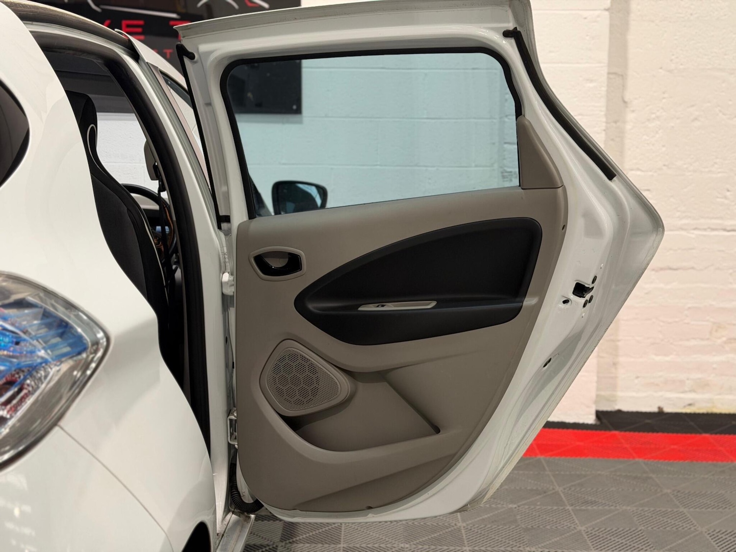 Used Renault Zoe for sale - 78100164: Photo 22