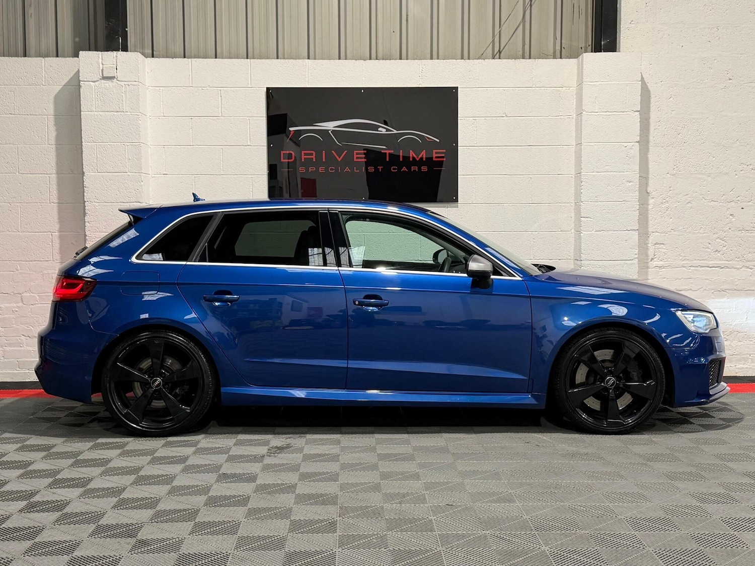 Used Audi RS3 2015 for sale - 77695478: Photo 12