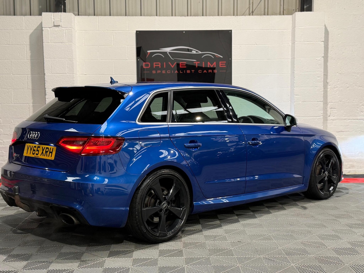 Used Audi RS3 2015 for sale - 77695478: Photo 16