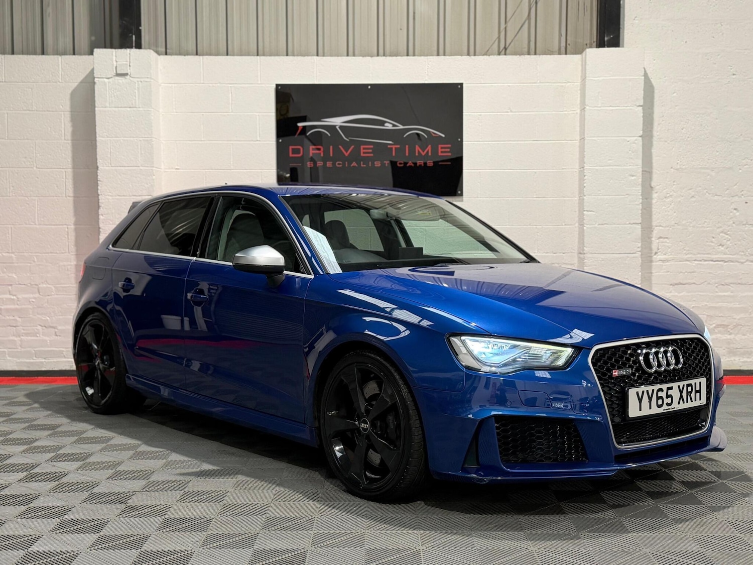 Used Audi RS3 2015 for sale - 77695478: Photo 4