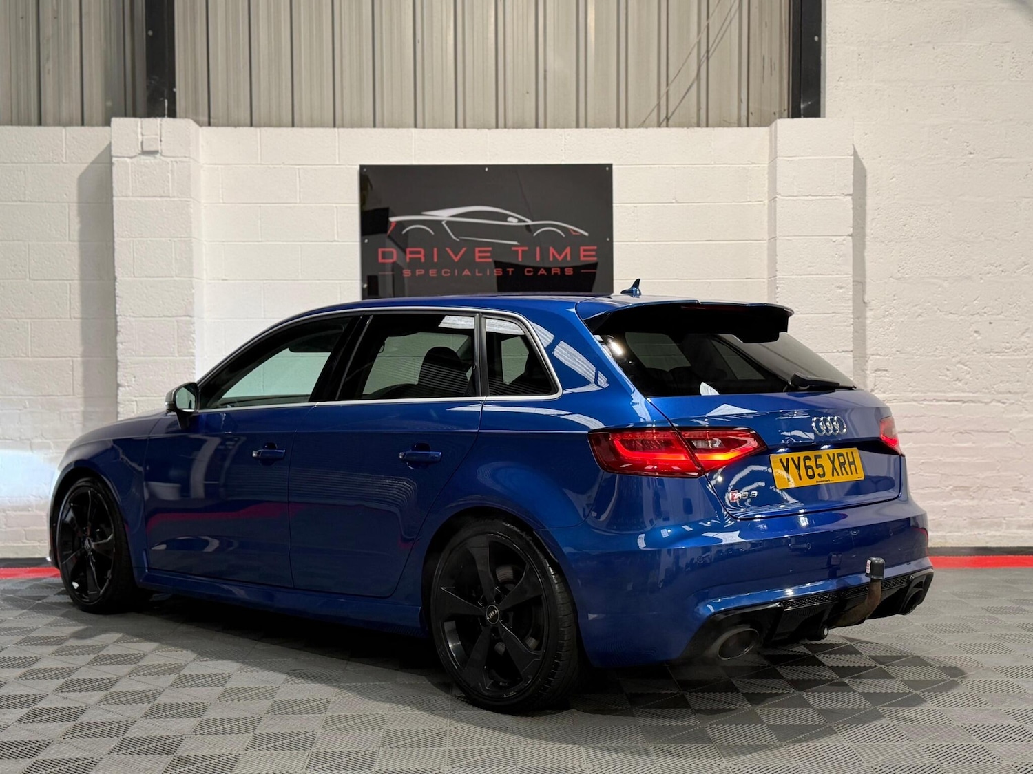 Used Audi RS3 2015 for sale - 77695478: Photo 9