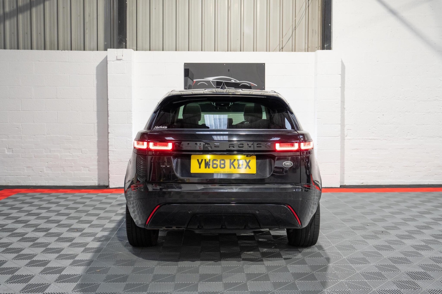 Used Land Rover Range Rover Velar 2018 for sale - 76572702: Photo 9