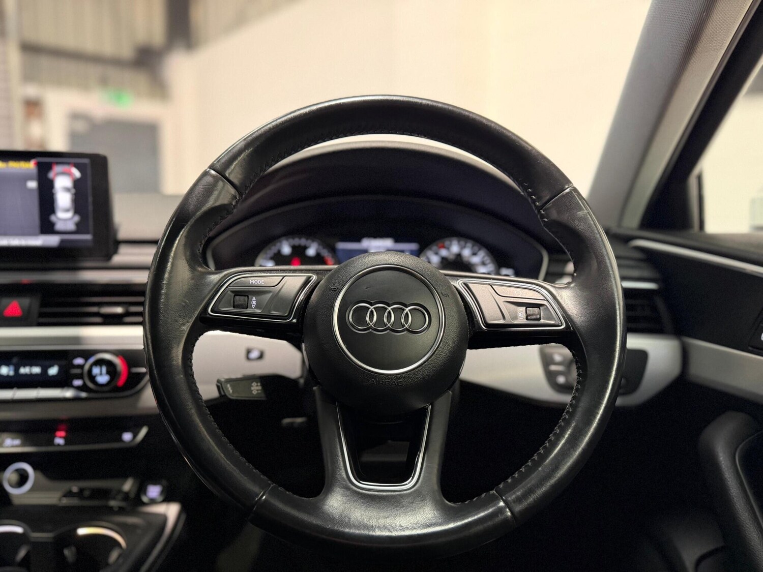 Used Audi A4 2017 for sale - 77646180: Photo 32