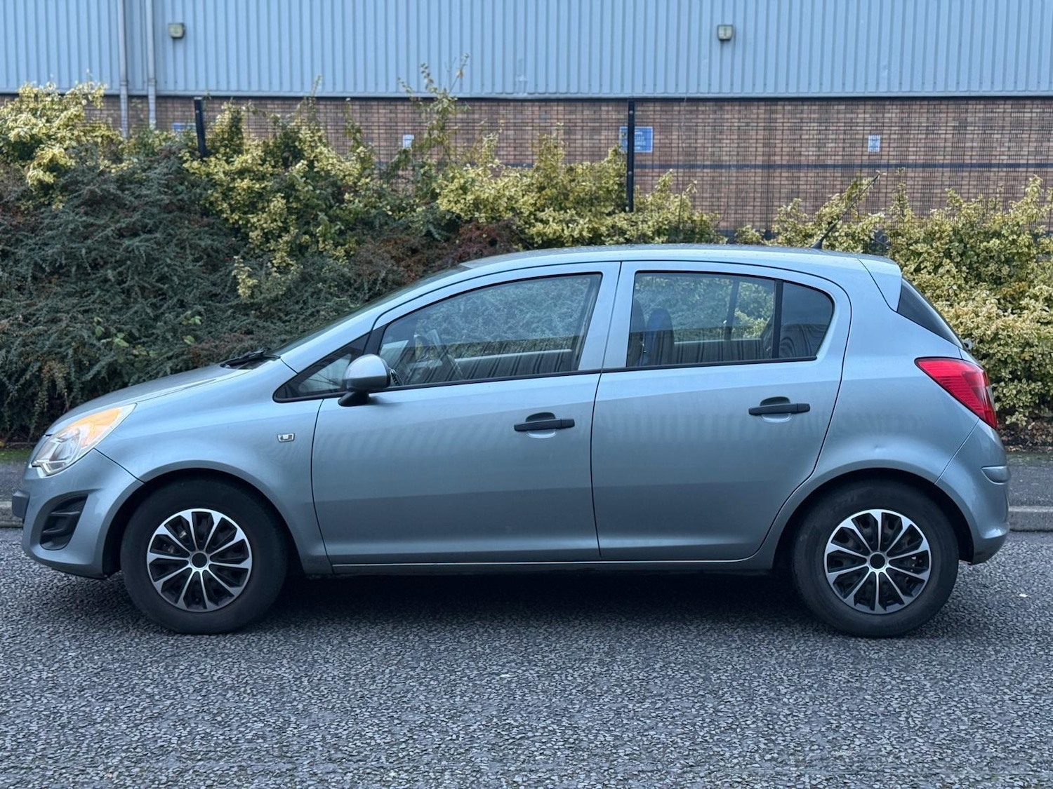 Used Vauxhall Corsa 2012 for sale - 76424083: Photo 6