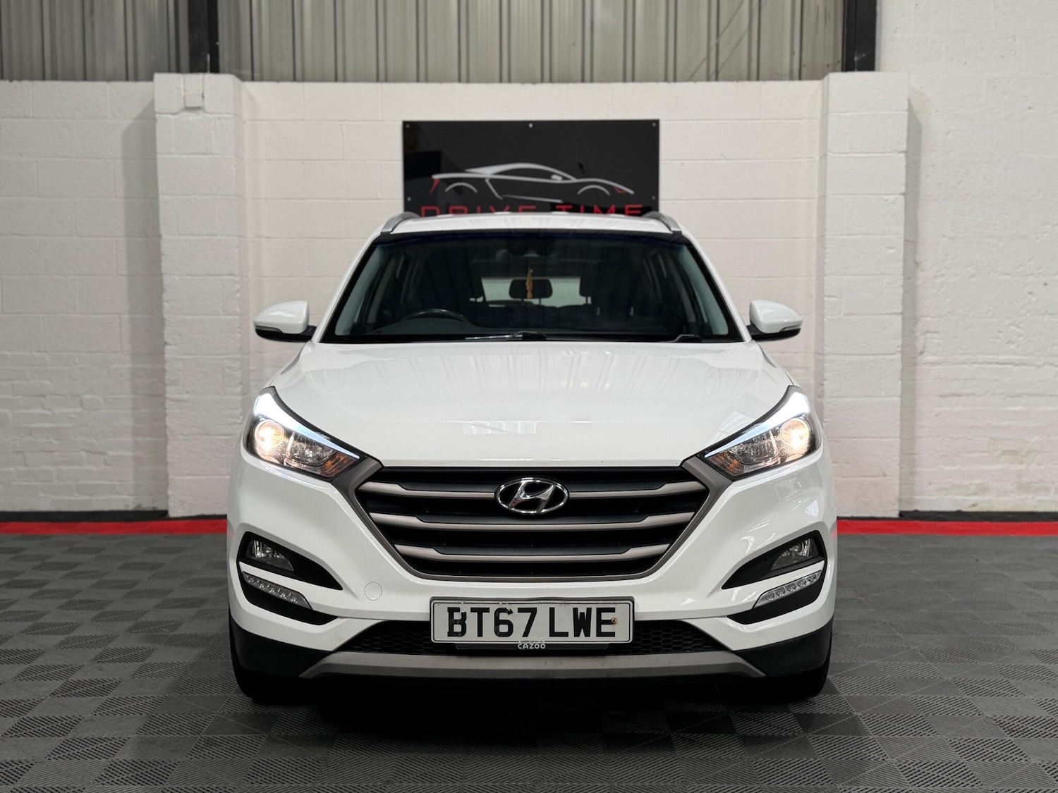 Used Hyundai TUCSON 2018 for sale - 77723676: Photo 2