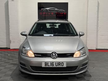 Used Volkswagen Golf 2016 for sale - 79676582: Photo