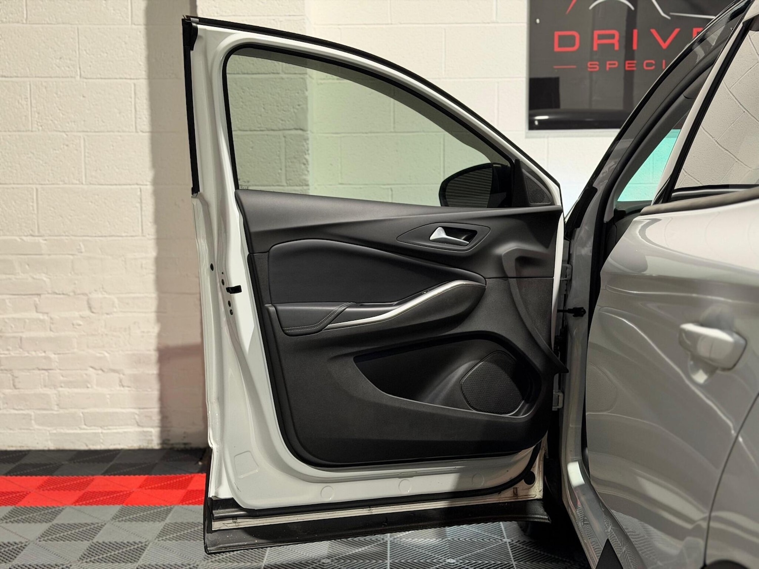 Used Vauxhall Grandland 2023 for sale - 76952468: Photo 23