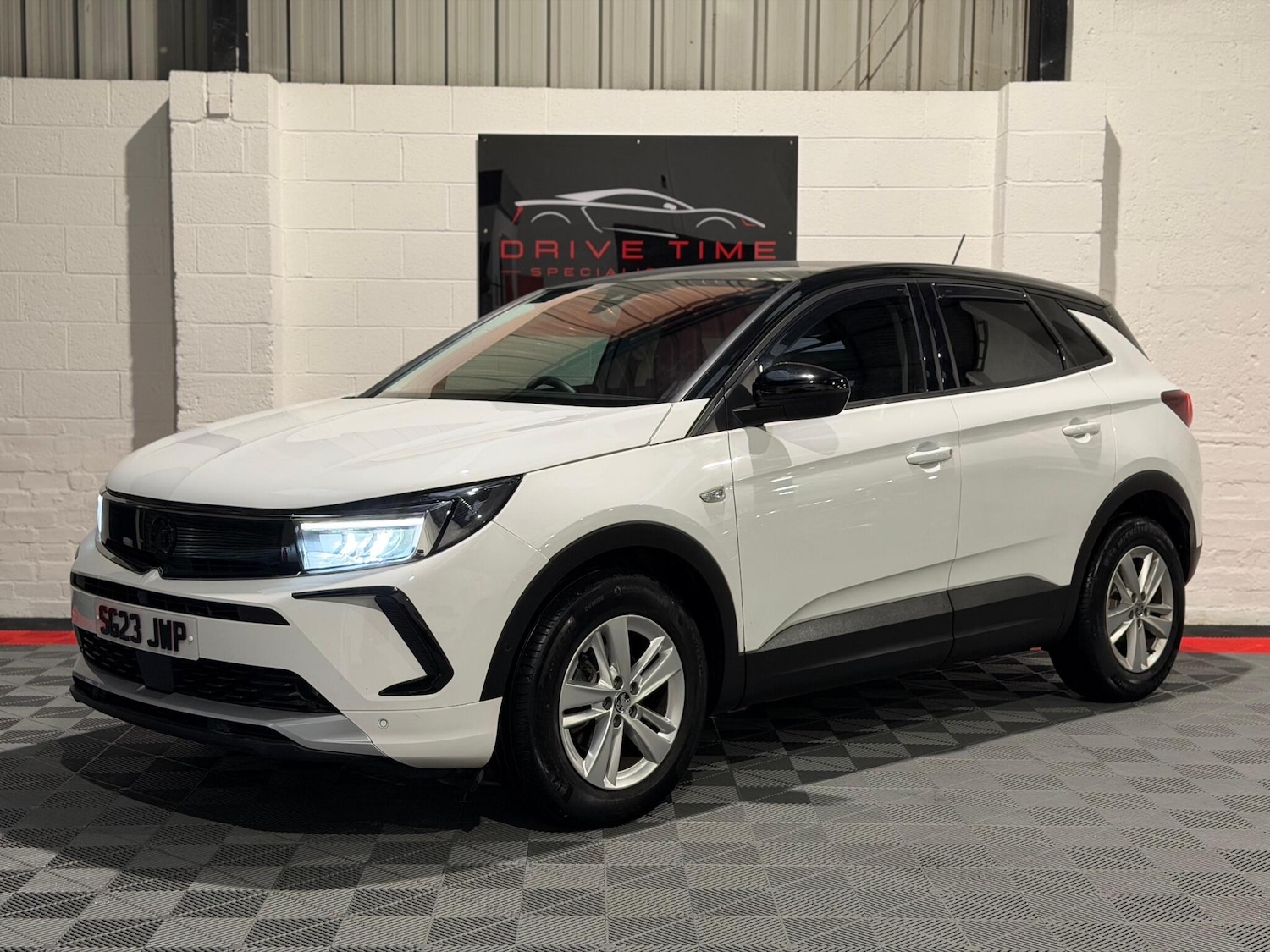 Used Vauxhall Grandland 2023 for sale - 76952468: Photo 3