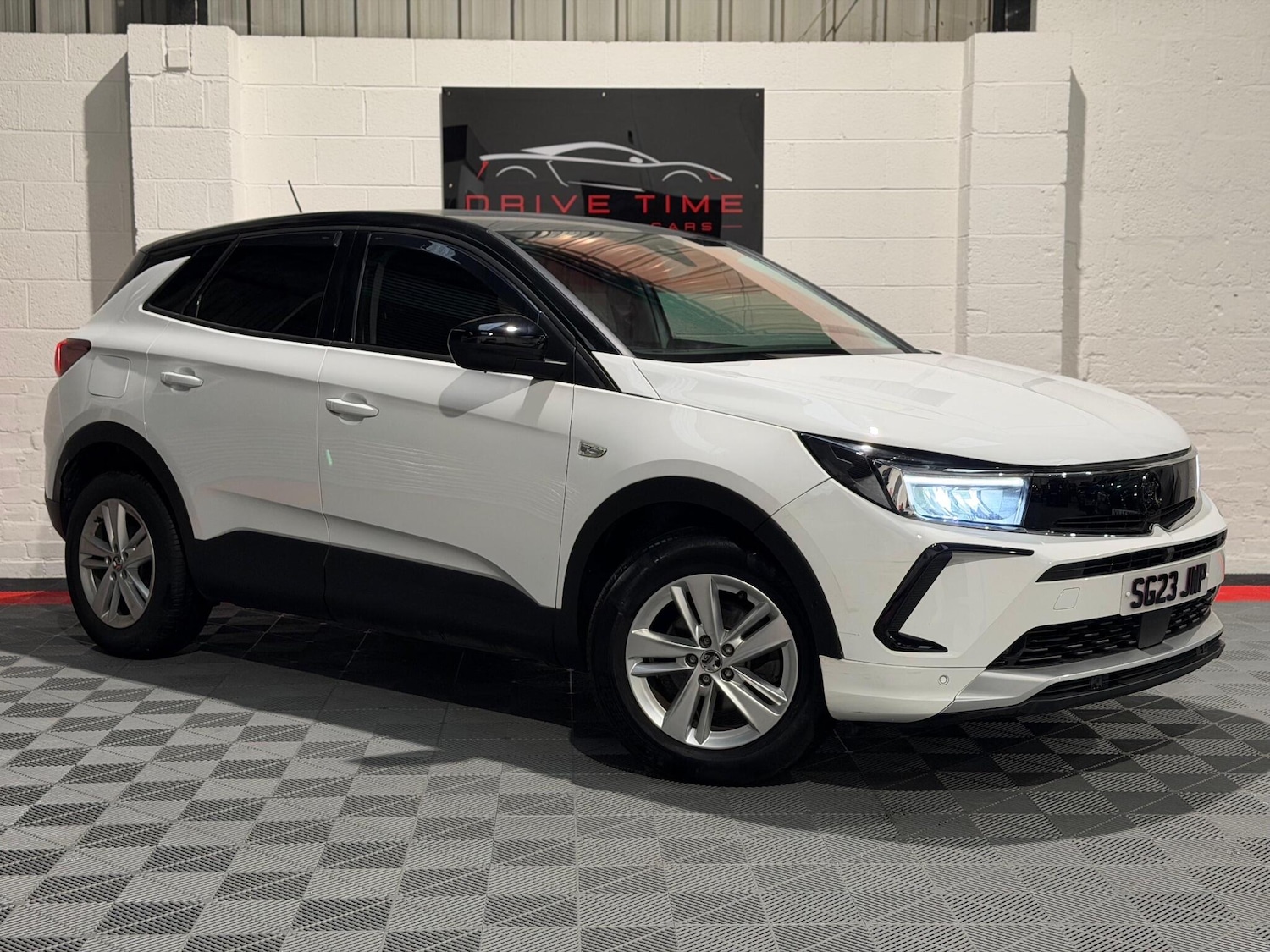 Used Vauxhall Grandland 2023 for sale - 76952468: Photo 5