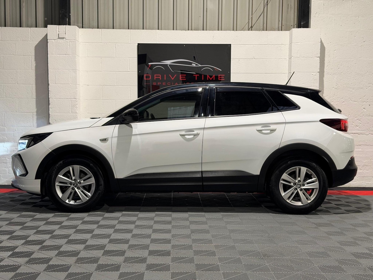 Used Vauxhall Grandland 2023 for sale - 76952468: Photo 8