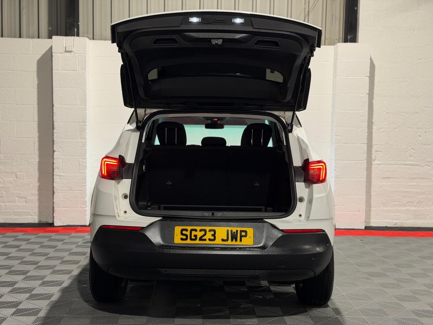 Used Vauxhall Grandland 2023 for sale - 76952468: Photo 9