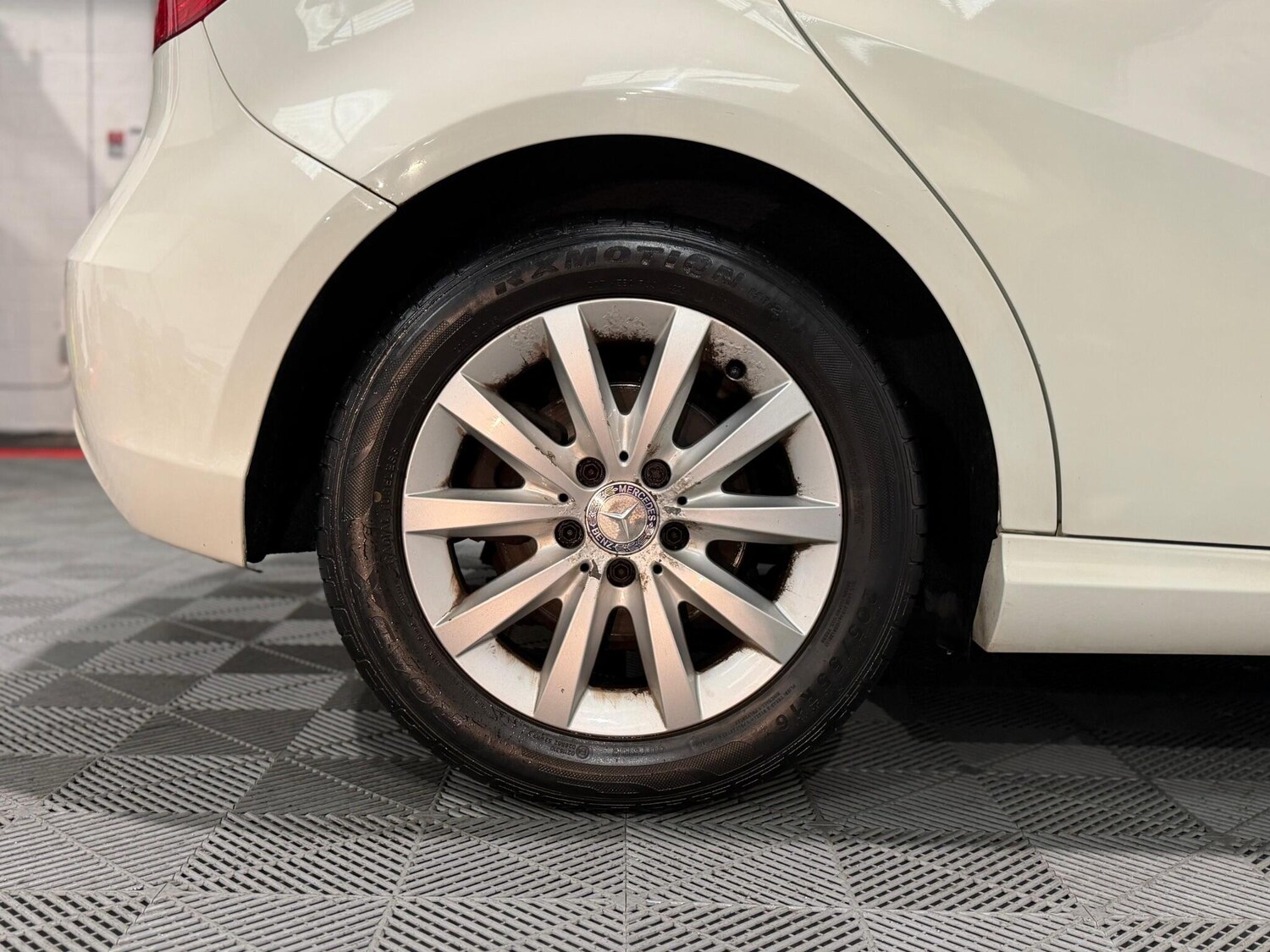 Used Mercedes-Benz A-Class 2014 for sale - 77469208: Photo 24