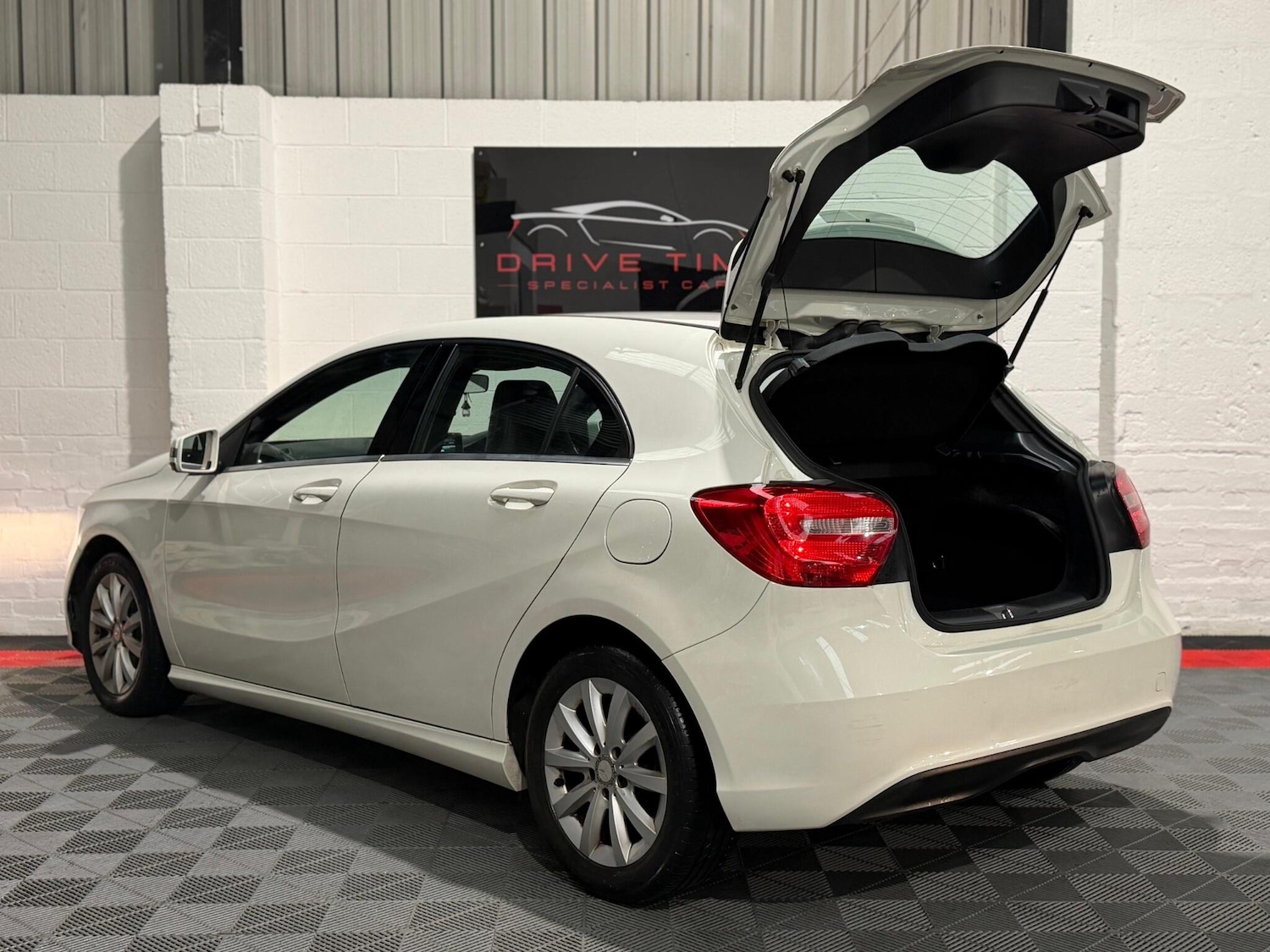 Used Mercedes-Benz A-Class 2014 for sale - 77469208: Photo 7