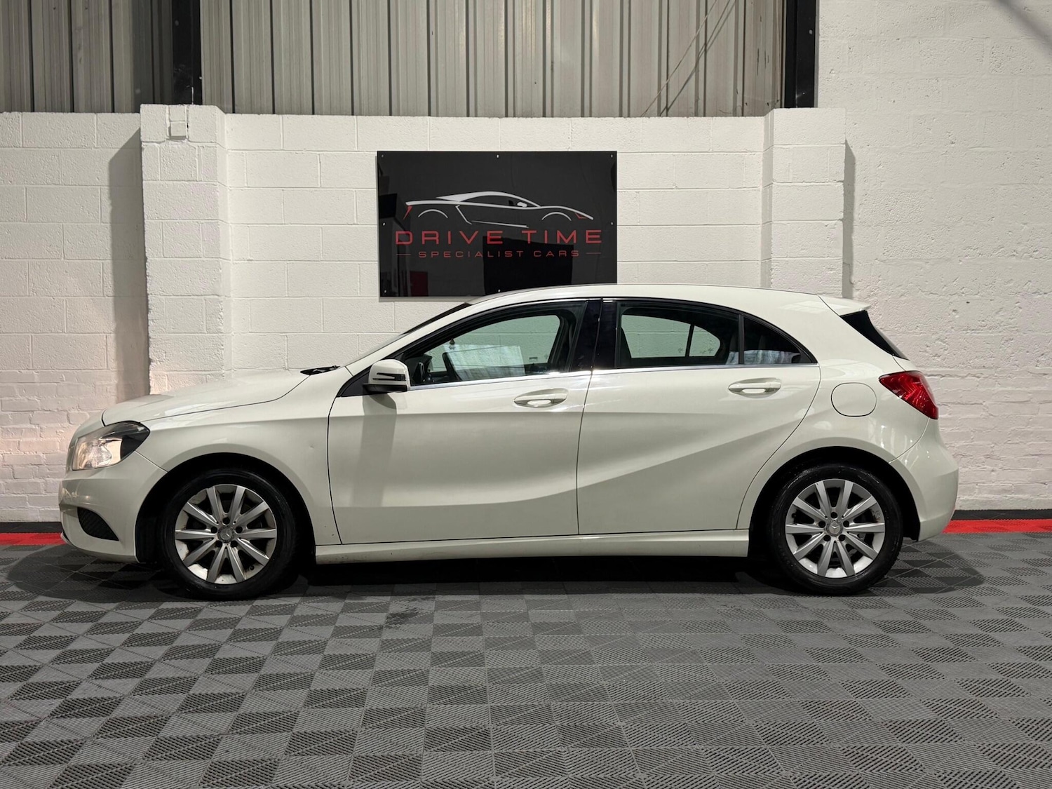 Used Mercedes-Benz A-Class 2014 for sale - 77469208: Photo 9