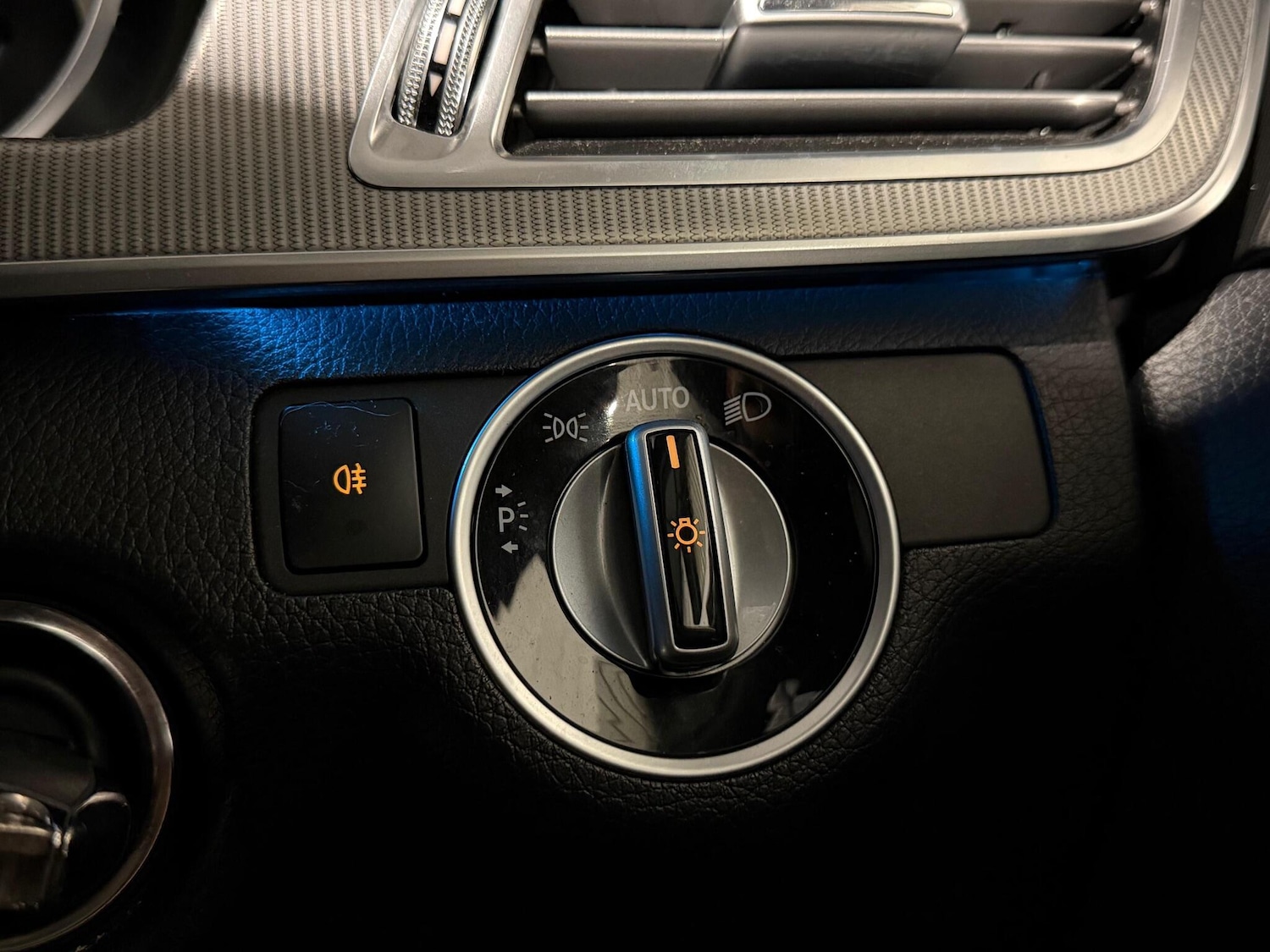 Used Mercedes-Benz E Class 2014 for sale - 77203446: Photo 18