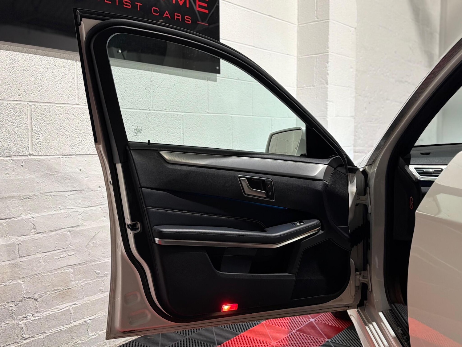 Used Mercedes-Benz E Class 2014 for sale - 77203446: Photo 21