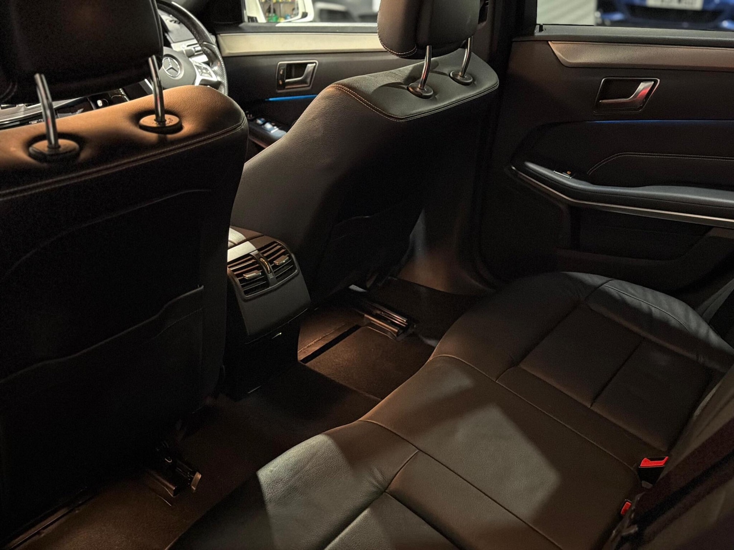 Used Mercedes-Benz E Class 2014 for sale - 77203446: Photo 39