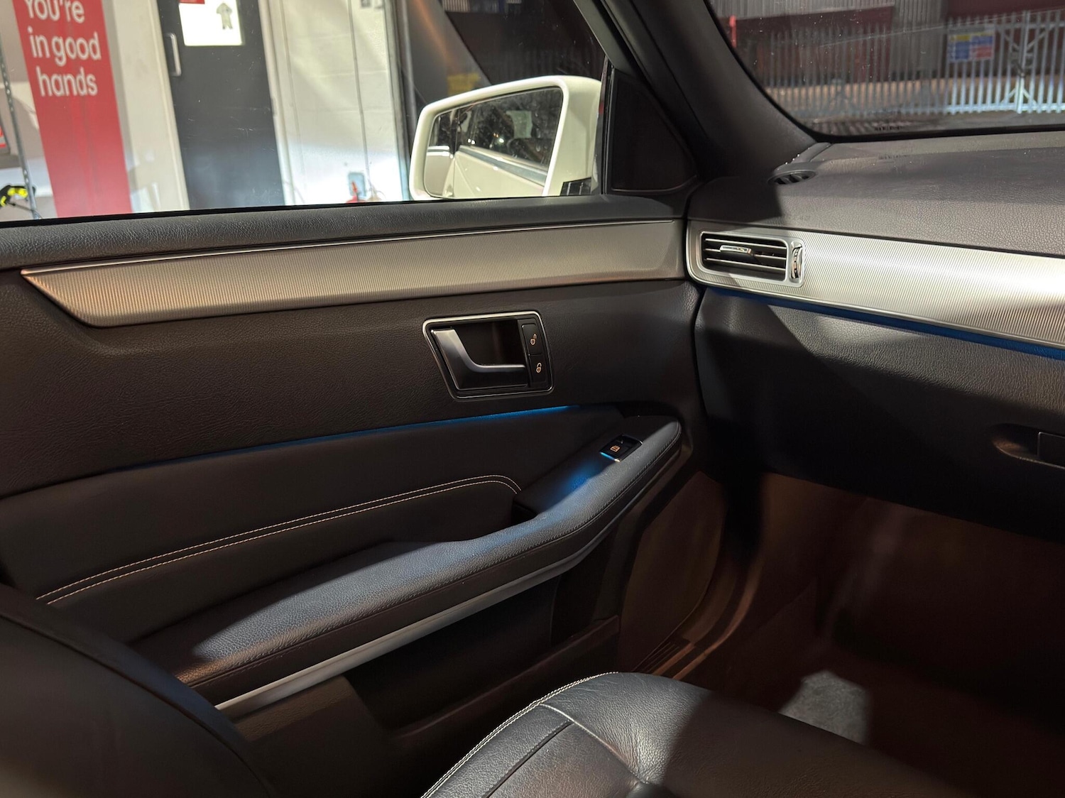 Used Mercedes-Benz E Class 2014 for sale - 77203446: Photo 45