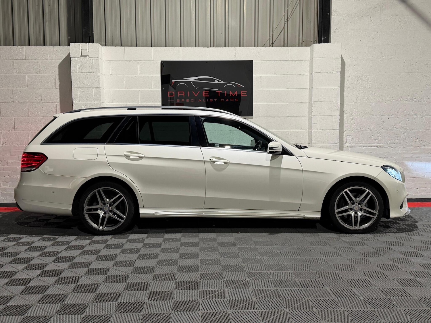 Used Mercedes-Benz E Class 2014 for sale - 77203446: Photo 7