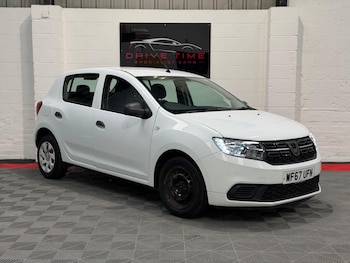 Used Dacia Sandero 2017 for sale - 79145739: Photo
